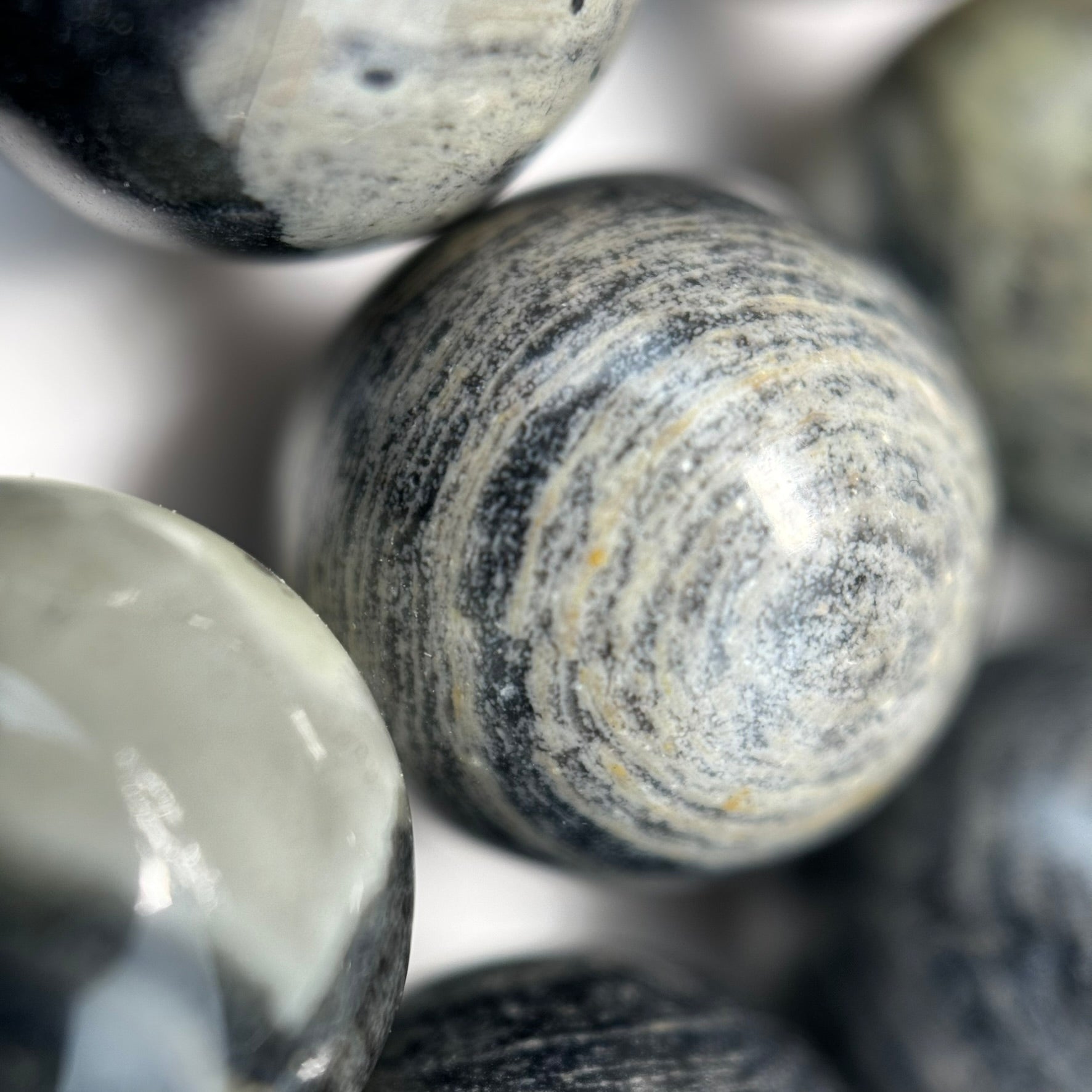 Black Silver Leaf Round Beads image 2