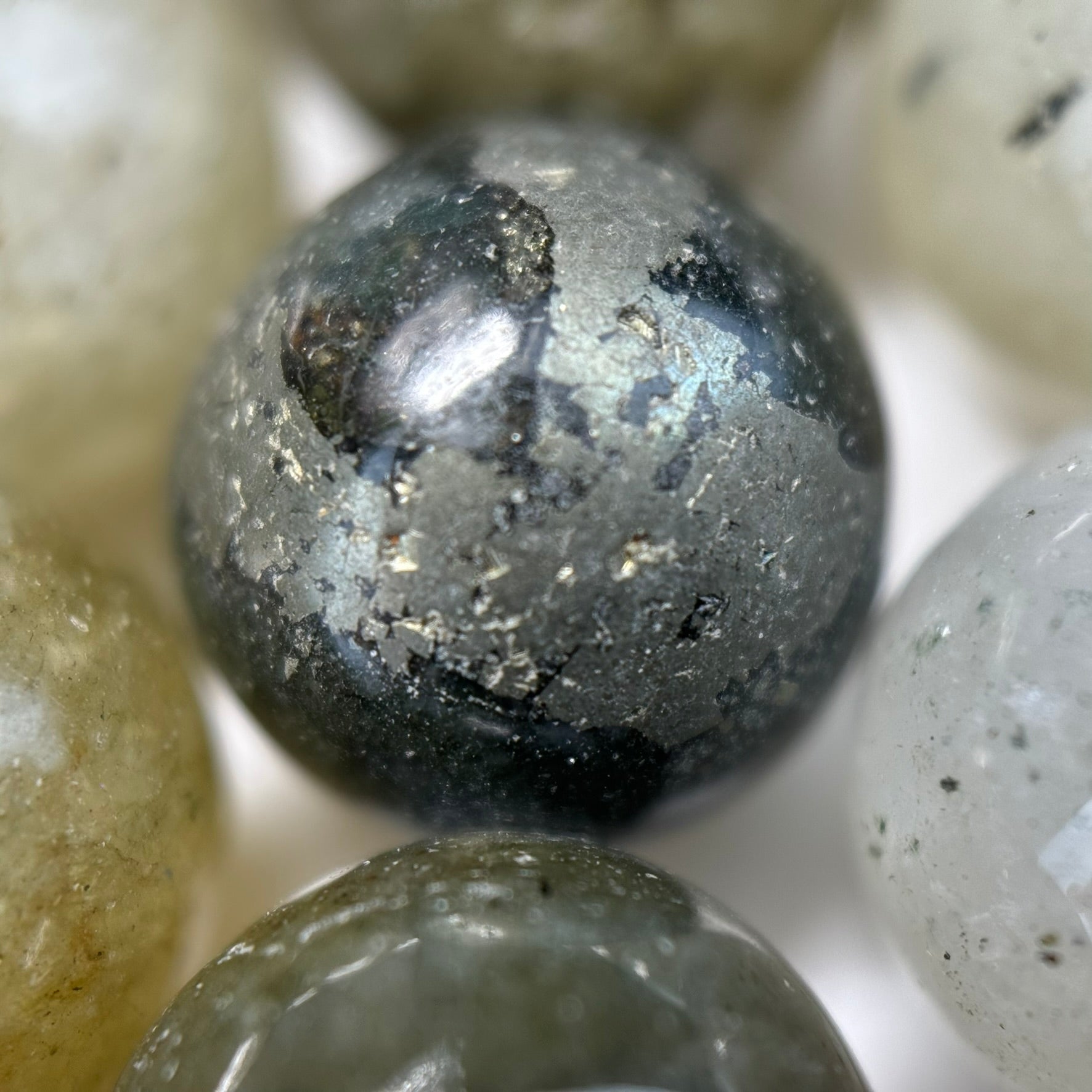 Chlorite Quartz Polished Round Beads image 4