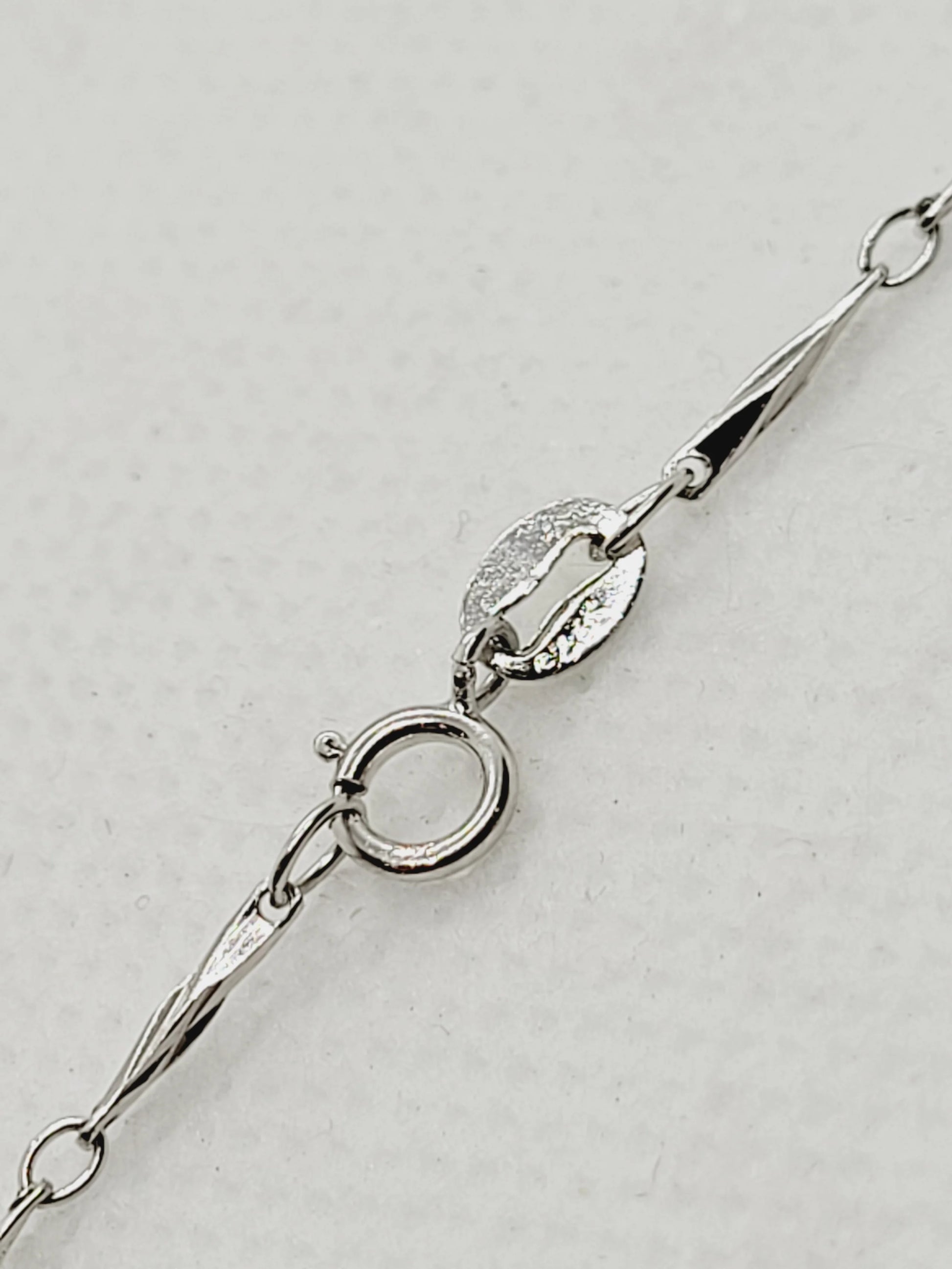 16ÃƒÆ’Ã‚Â¢ÃƒÂ¢Ã¢â‚¬Å¡Ã‚Â¬Ãƒâ€šÃ‚Â 1.5x6mm Twist Chain | 925 Sterling Silver image 1