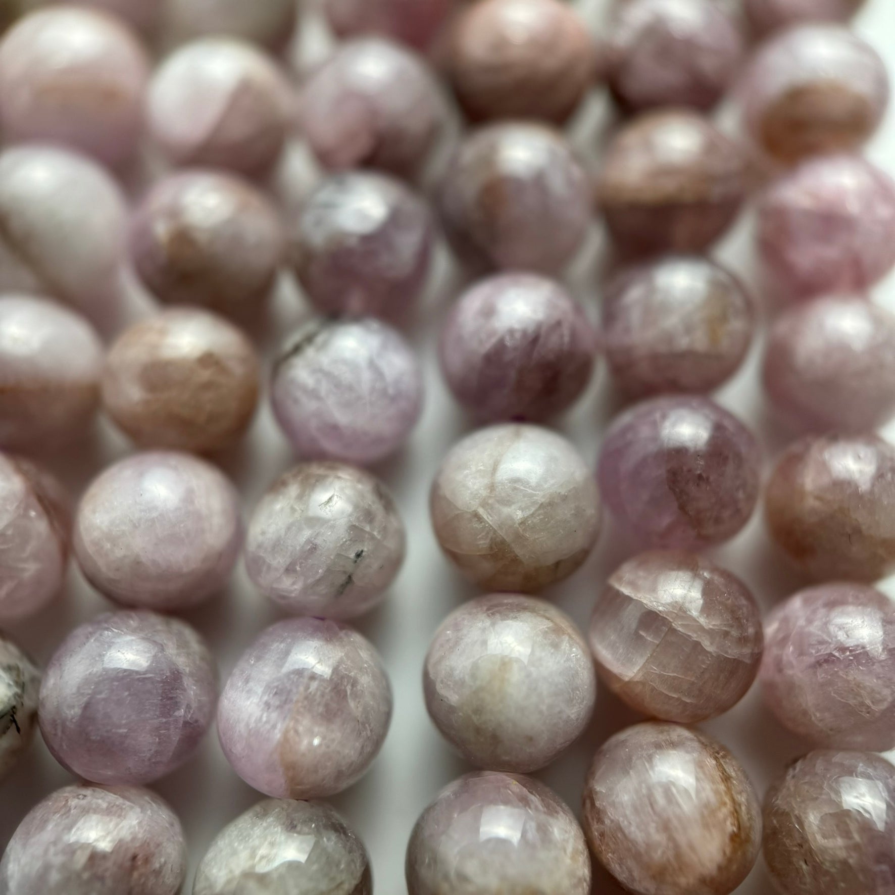Kunzite Polished  Round Beads image 3