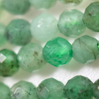 Emerald Faceted Round Beads image 3