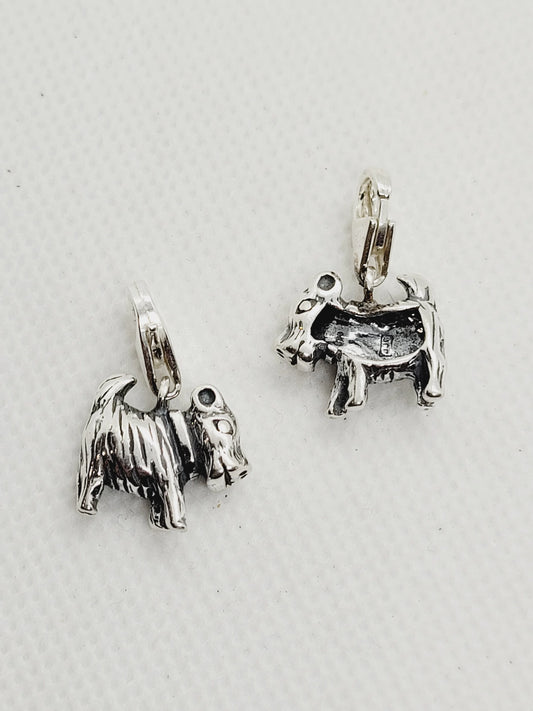 Dog in Smooth-Collar Tear-drop Clasp | 925 Sterling Silver image 0