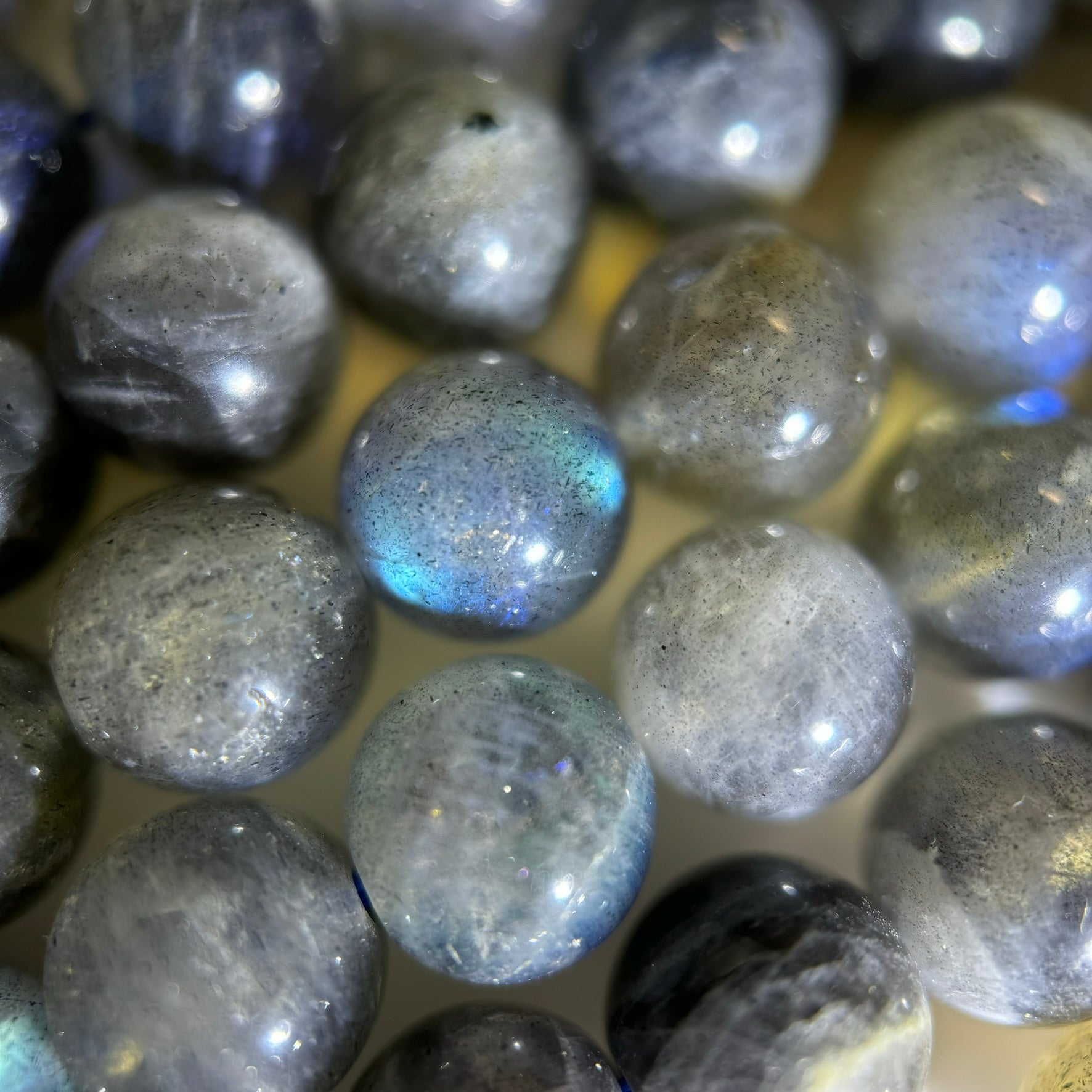 Labradorite Polished Round Beads  - Regular image 3