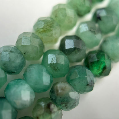 Emerald Faceted Rondelle Beads image 3